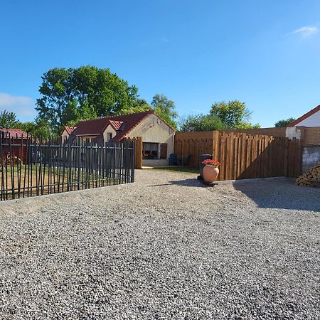 Revedelac Meuble Tout Confort Bremes Exterior foto
