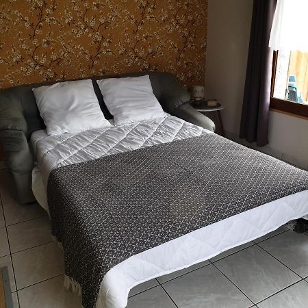 Revedelac Meuble Tout Confort Bremes Exterior foto